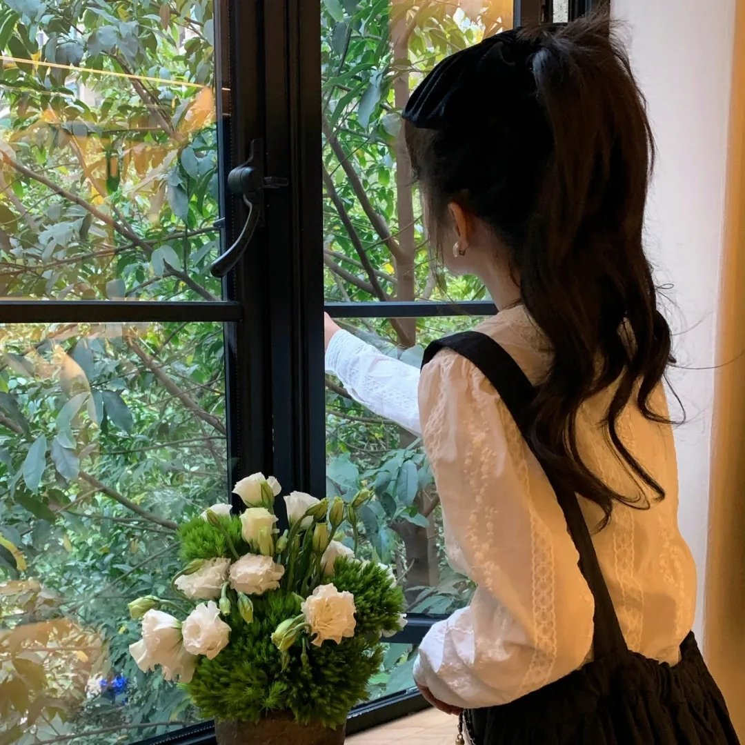 不好，那个恋爱脑黑化了